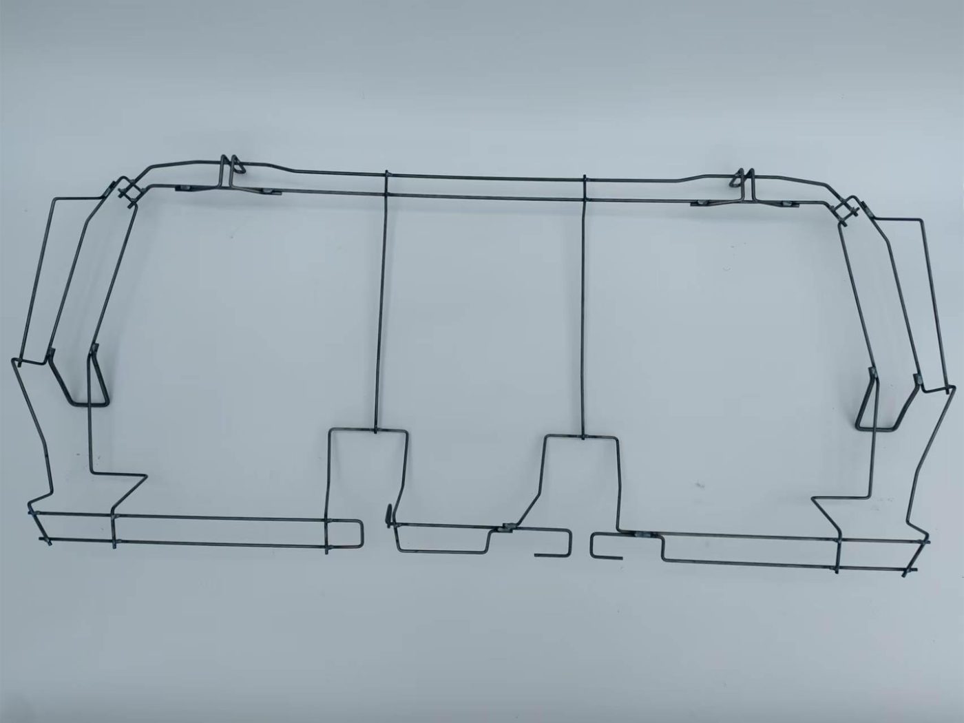 Rear cushion wire frame assembly